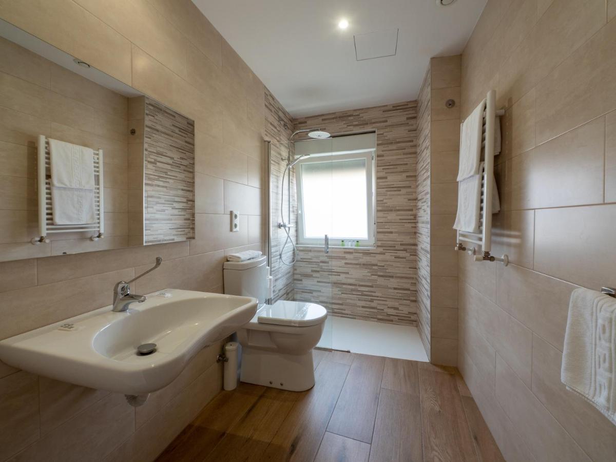 Apartantiguo San Isidoro10 Овиедо Екстериор снимка