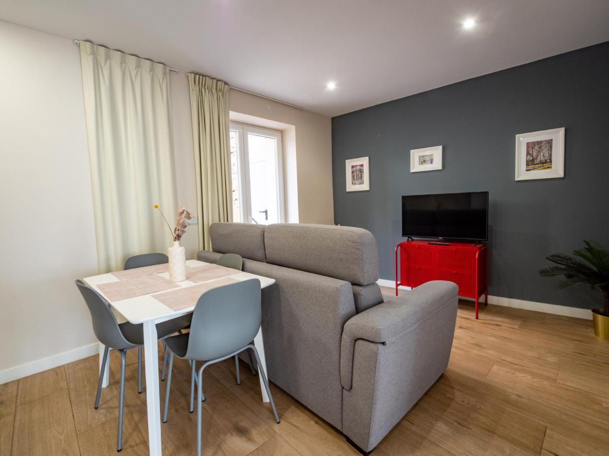 Apartantiguo San Isidoro10 Овиедо Екстериор снимка